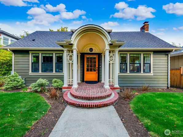326 22nd Avenue E, Seattle, WA 98112