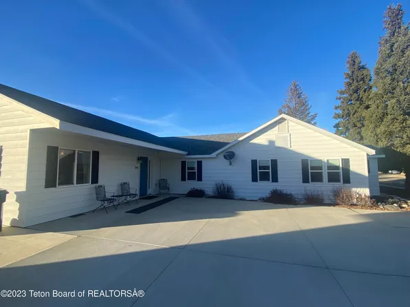 246 S Shanley Ave, Pinedale, WY 82941