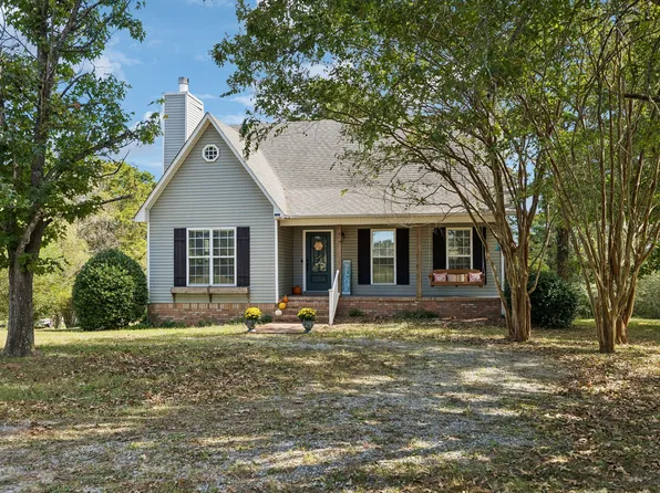 491 Hillview Dr, Lawrenceburg, TN 38464