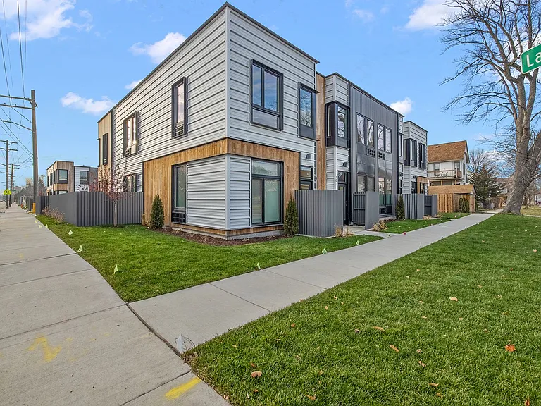 7631 E Lafayette St — Photo 22