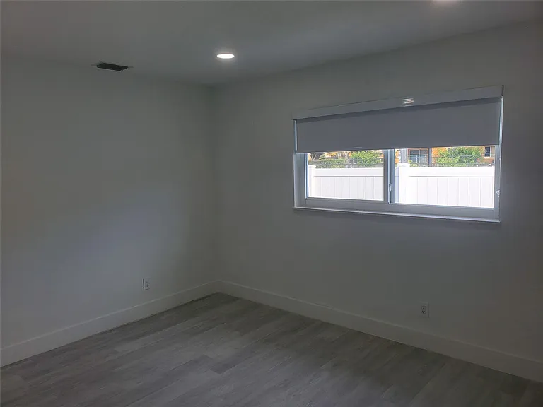 70 NW 13th Ave #2 — Photo 15