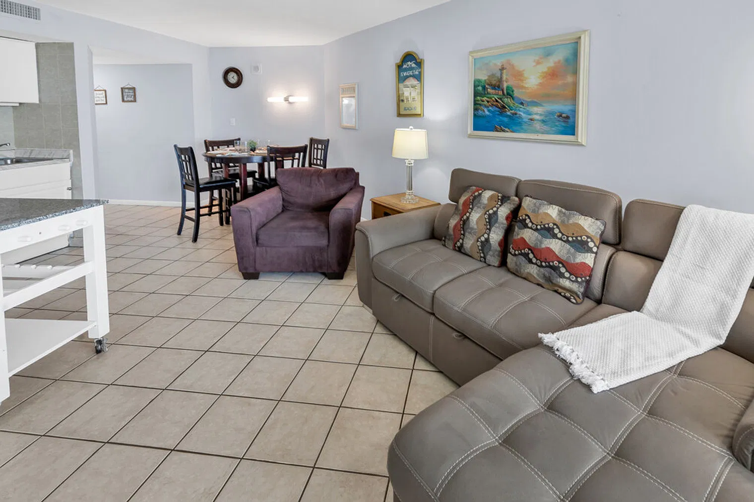 1 bed, 1.0 bath, 645 sqft, $2,426 — Photo 1