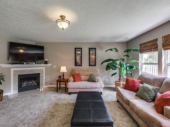 3rd image of 351 Stewart Springs Dr