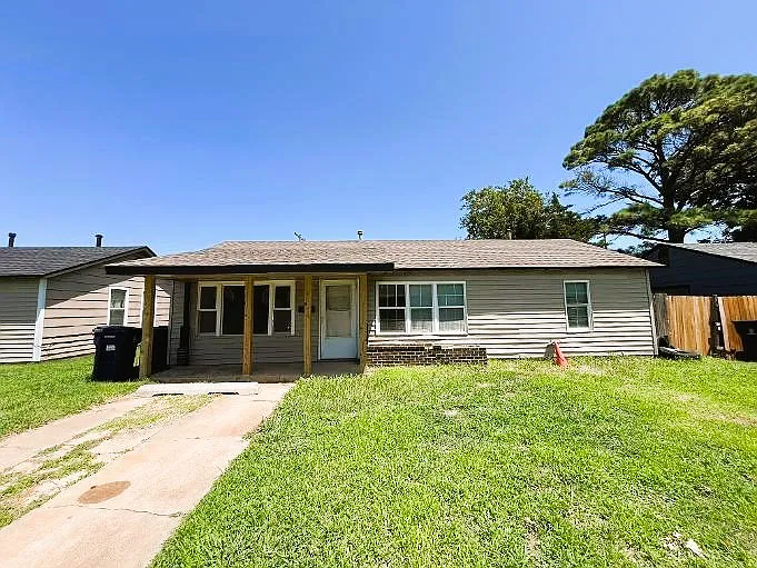 825 SW 56th St