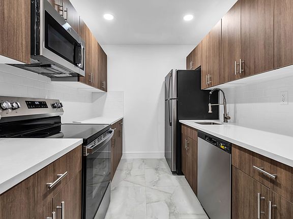 2nd image of 212 Westfield Ave #3102352ef