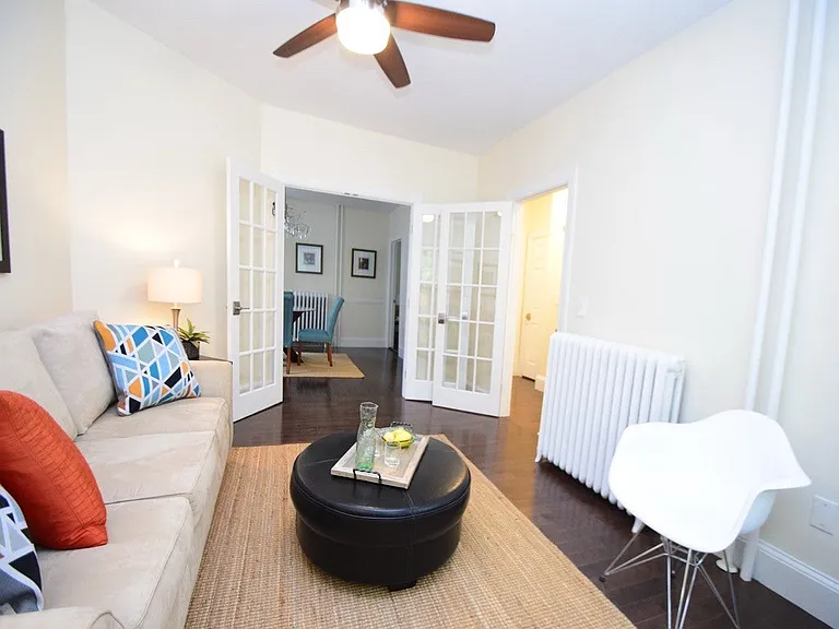 56-60 Woodlawn St #3 — Photo 4