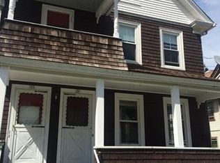 111 Willetts Ave, New London, CT 06320