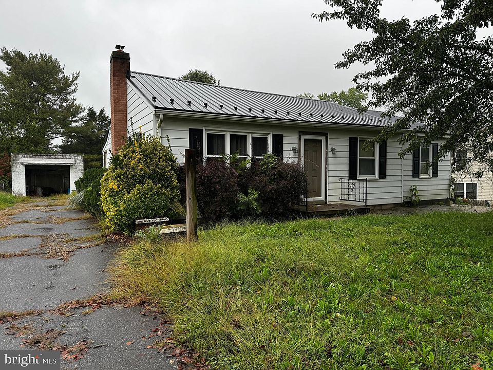 2nd image of 11318 Sword Rd