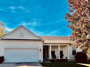 1869 W Cedar St, Olathe, KS 66061