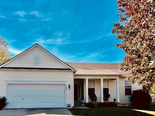 1869 W Cedar St, Olathe, KS 66061