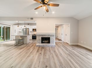 510 Heritage Vlg #B, Southbury, CT