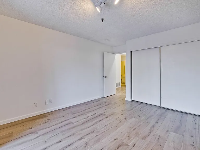 49 Showers Dr #F436 — Photo 36