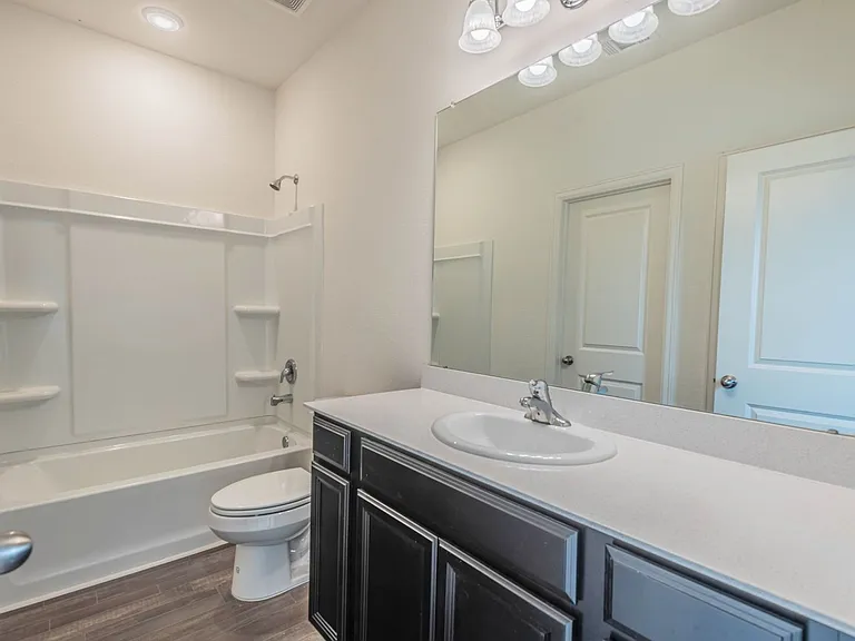 1012 Blue Beech Ln — Photo 8