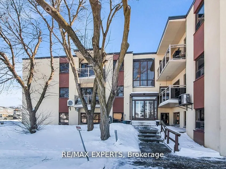 16 William St #104