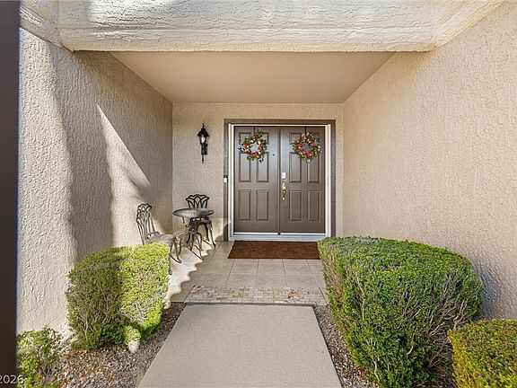 4th image of 9432 Elmbrook Ct