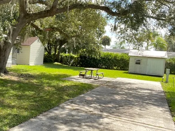 72 Roan Rd, River Ranch, FL 33867