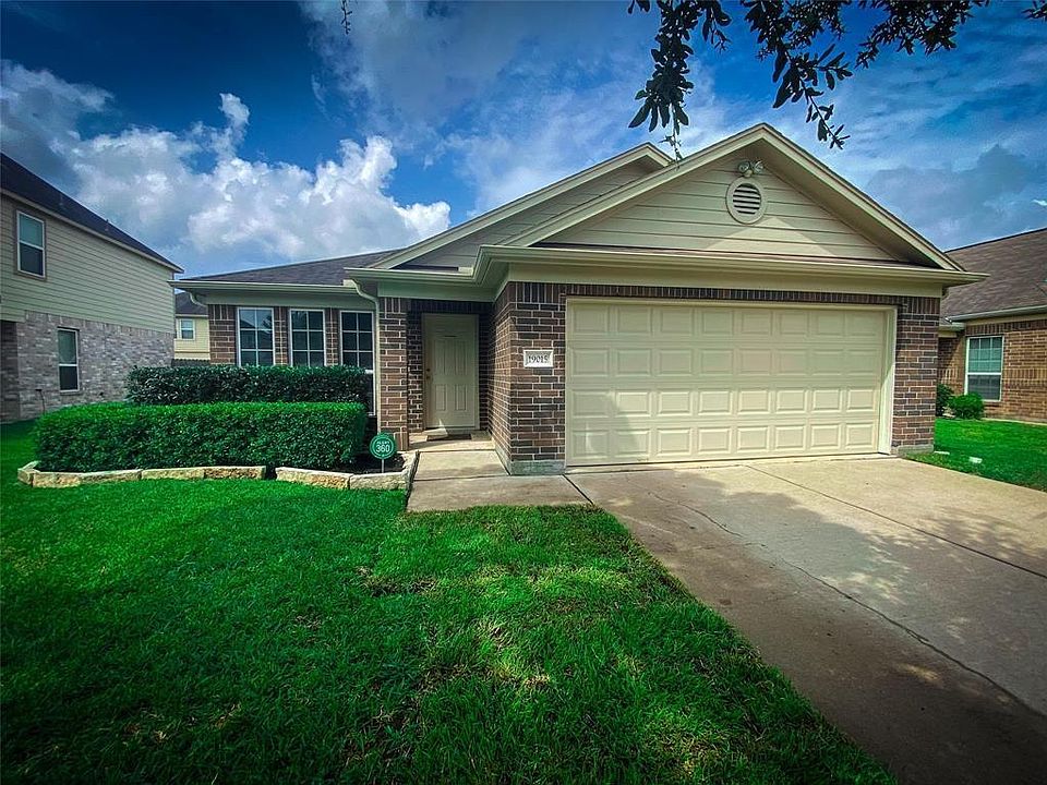 1st image of 19015 Cypress Bay Dr
