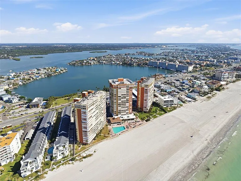 17900 Gulf Blvd #12C — Photo 42
