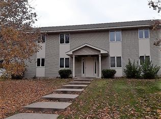 870 E 6th St #A, New Richmond, WI 54017
