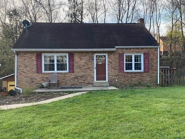1st image of 104 McGinley Dr