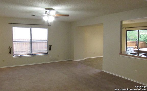 4th image of 415 Benetton Dr