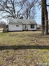 2nd image of 15843 McGuire St