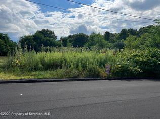 1008 Lucas Dr, Archbald, PA 18403