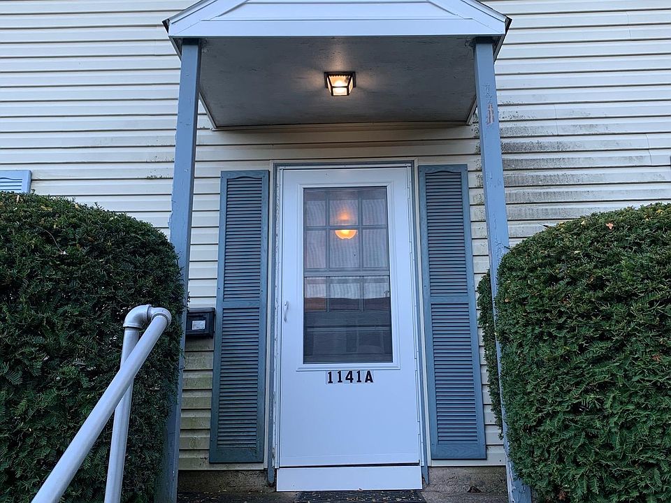 1st image of 1141 W Aaron Dr APT A