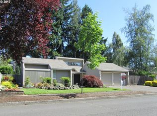 1267 Rio Glen Dr, Eugene, OR 97401