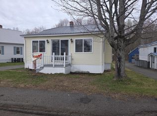 90 Bates St, Millinocket, ME 04462