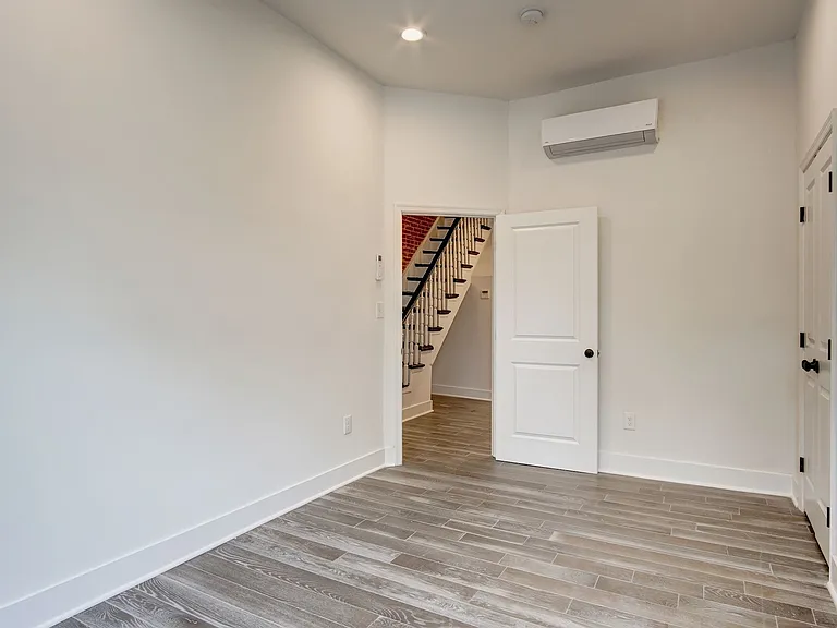 3111 Warder St NW #1 — Photo 5