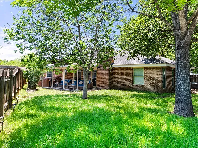 2408 Shiloh Dr — Photo 19