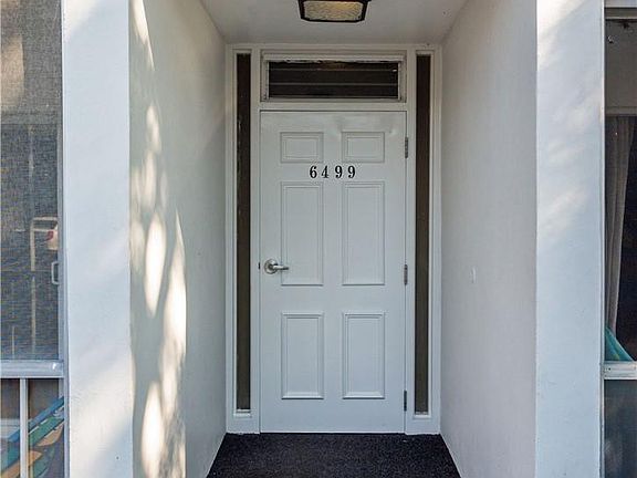 4th image of 6499 Bay Club Drive #4