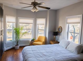 7 Shore Rd FLOOR 2, Riverside, RI 02915