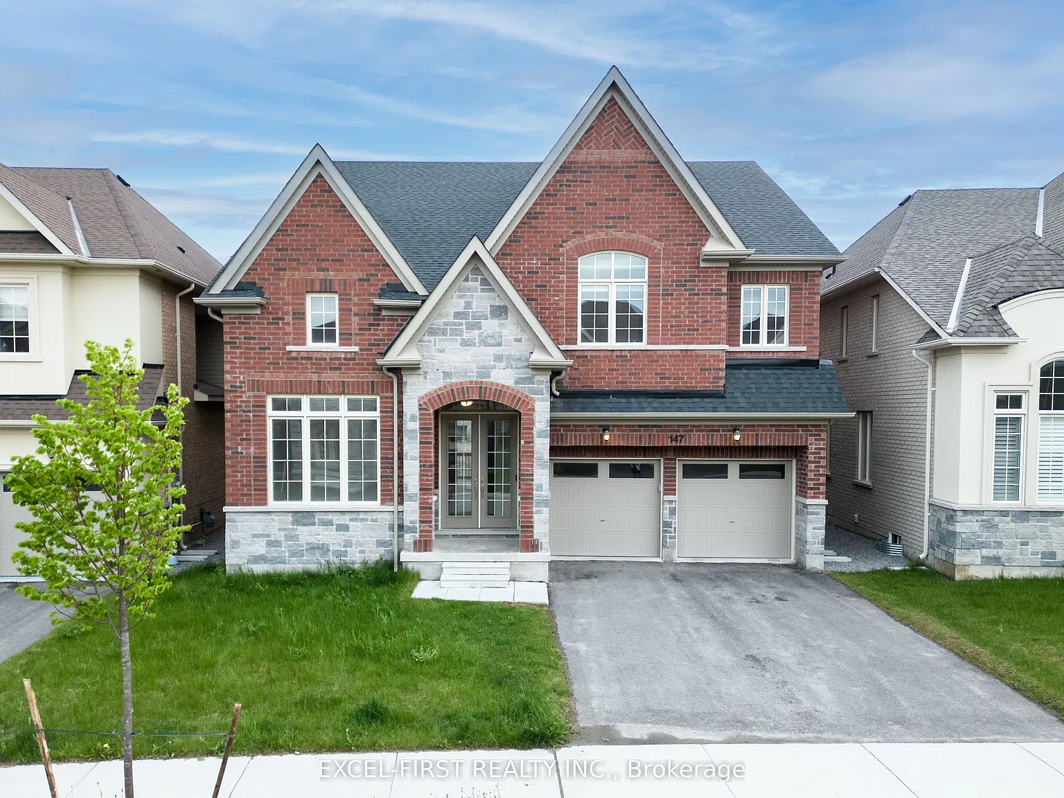 4 bed, $4,100 — Photo 1