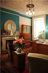 Rented by R New York