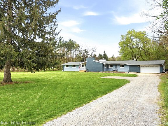 5th image of 12452 Canada Rd