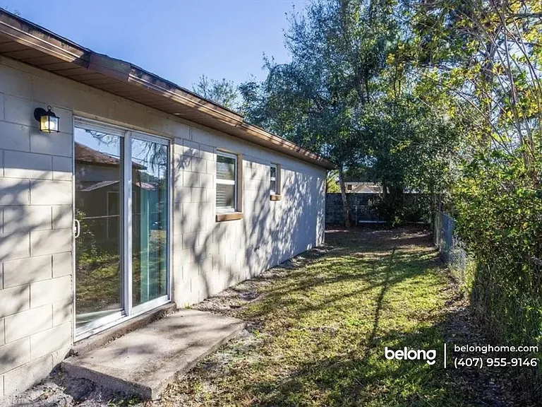 1302 Mill Creek Pl — Photo 2