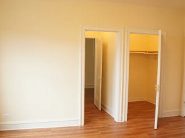 2535 N Sawyer Ave, Chicago, IL 60647