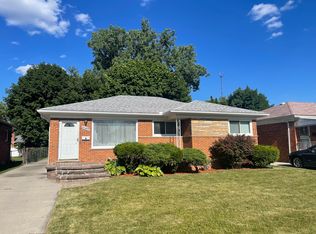 21620 Westhampton St, Oak Park, MI 48237