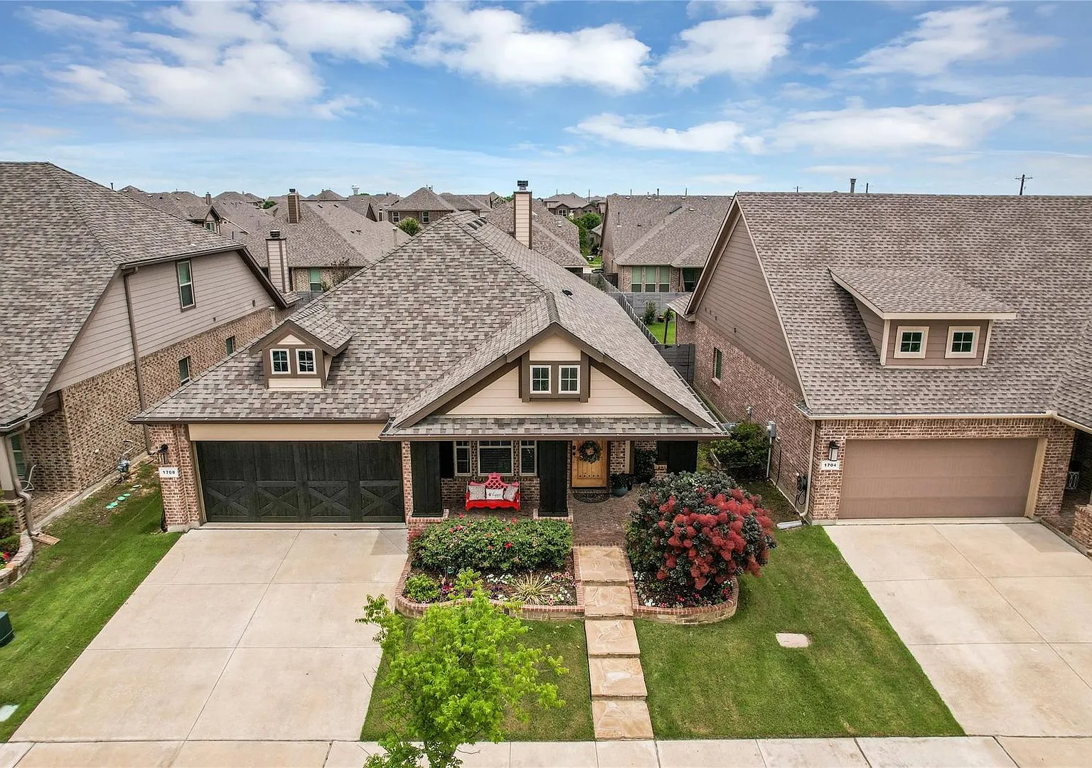 Argyle 3-bed 2-bath with Swimming Pool ! — Photo 3