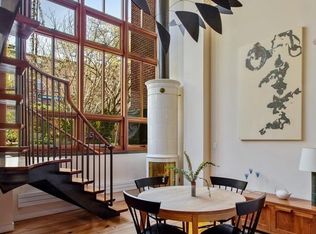 43 Strong Pl, Brooklyn, NY 11231