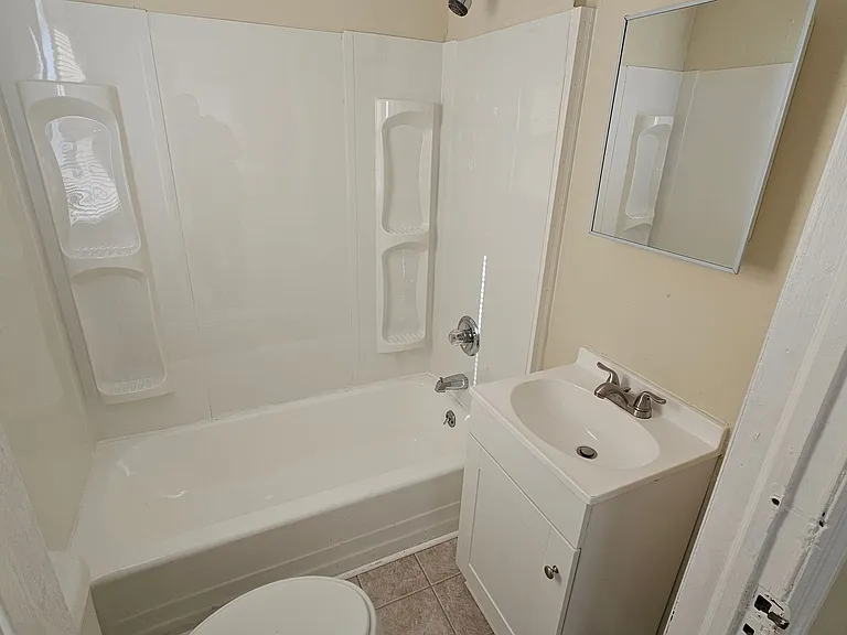 119 McComas St — Photo 6