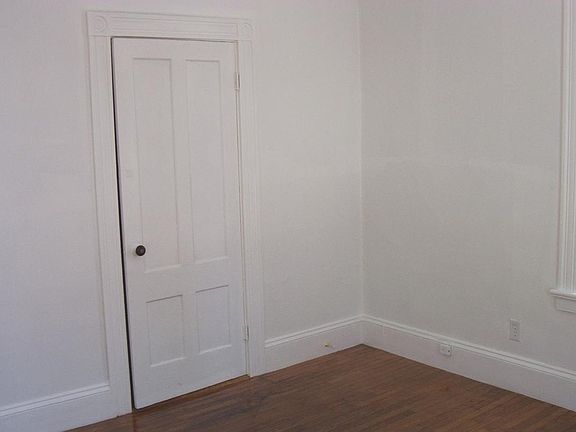 3rd image of 163 Greenwood St #4