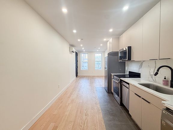 4th image of 72-50 66th St #1L