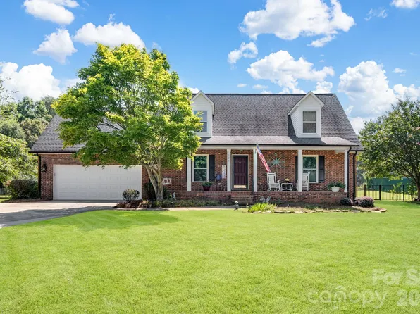 126 Fox Fire Run, Gastonia, NC 28052