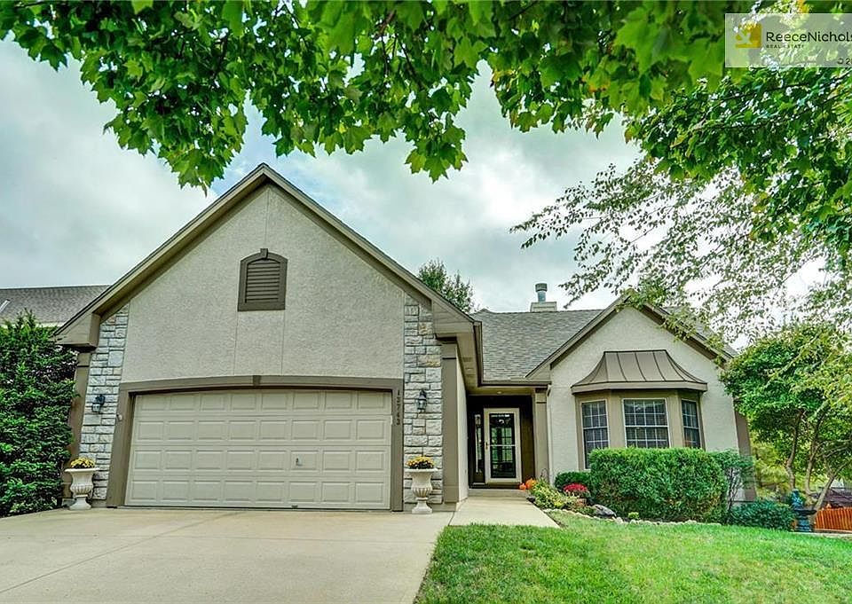 Reverse 1.5 Single Family Home!