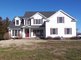 797 Squire Ln, Washington, MO 63090