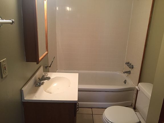5th image of 405 N Francis Ave