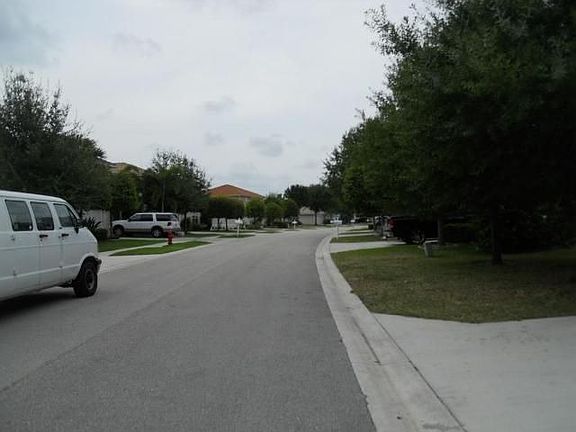 2nd image of 6372 Willoughby Cir